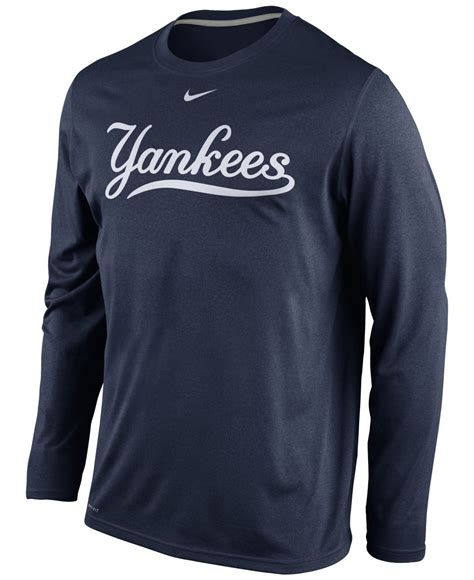 nike new york yankees apparel.